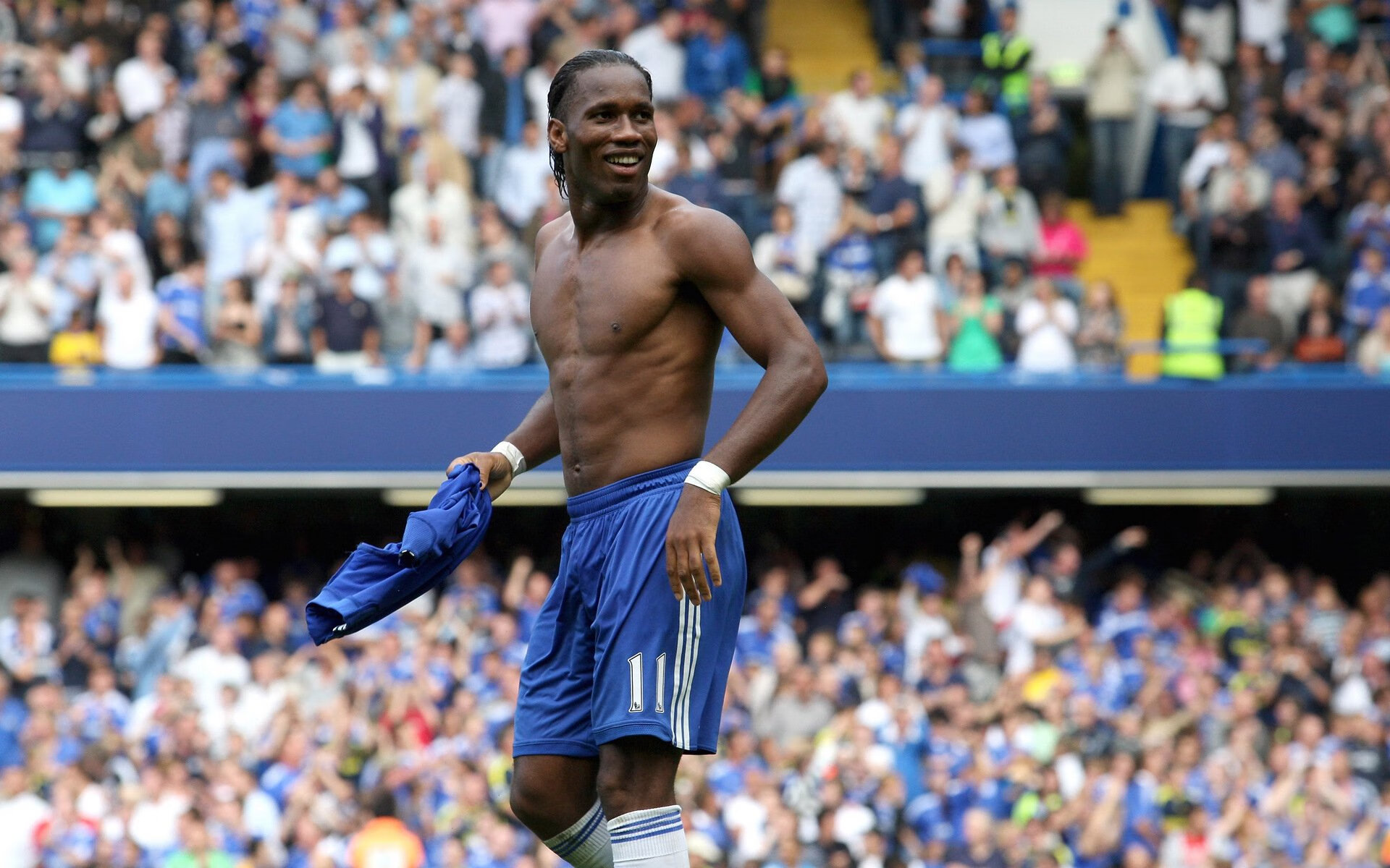 【未来帅脸】智能化设备在球场中的应用前景，智能球场方案介绍