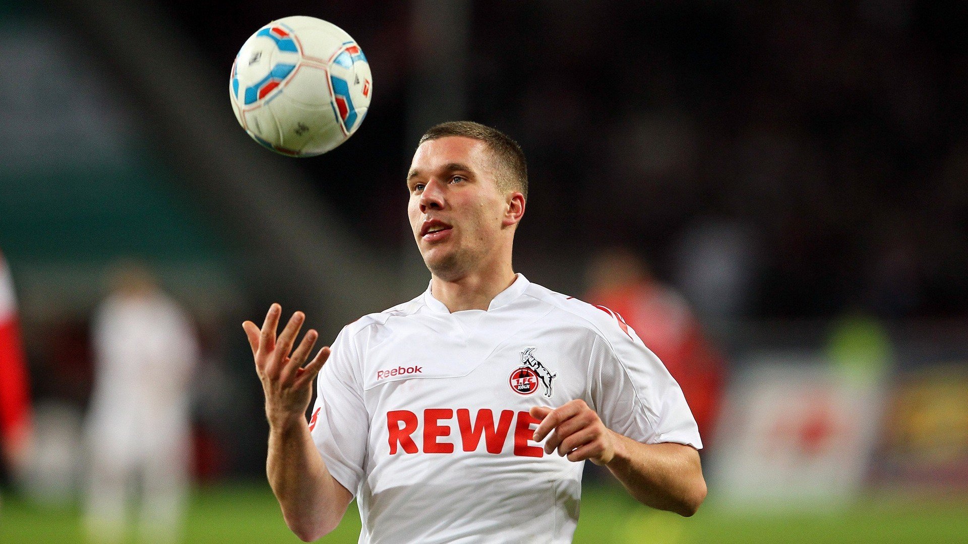 纳卡赫在巴黎奥运会男足比赛中展现出强大的进攻能力,纳卡尔诺卡拉巴赫